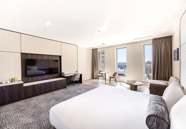 Club King Riverview، Duxton Hotel 3/9
