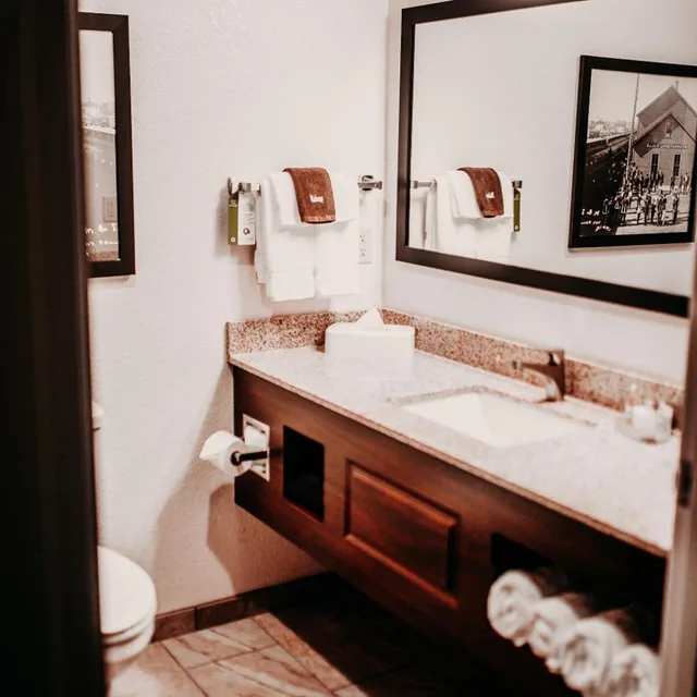 غرفة بسرير كوين لذوي الإعاقة، Cobblestone Hotel & Suites International Falls 5/5