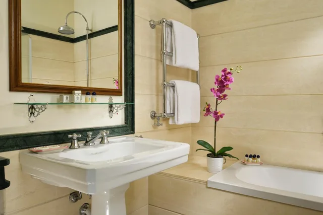 Room, Double or Twin Bed, Palazzo Niccolini Al Duomo 9/10