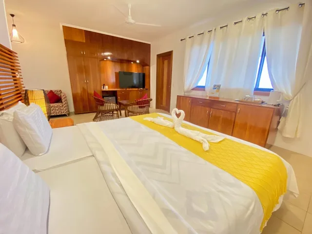 1 Bedroom, Premier, Suite, 2 Double Beds, Ocean Front، Quo Vadis Dive Resort 1/10