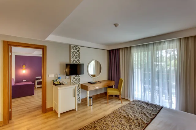 جناح عائلي بسرير مزدوج مع أريكة، Sherwood Exclusive Kemer 4/7