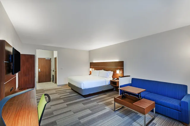 غرفة قياسية بسرير كينج بحوض استحمام لذوي الإعاقة، Holiday Inn Express Hotel And Suites Dallas Lewisville 3/3