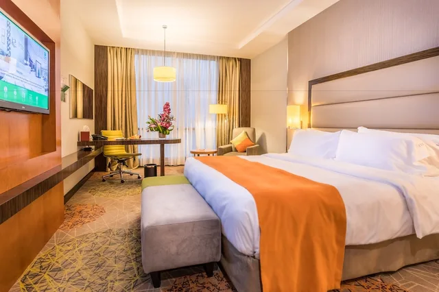 جناح بسرير كينج بغرفة نوم واحدة، هوليداي إن بوابة جدة(Holiday Inn Jeddah Gateway) 1/11