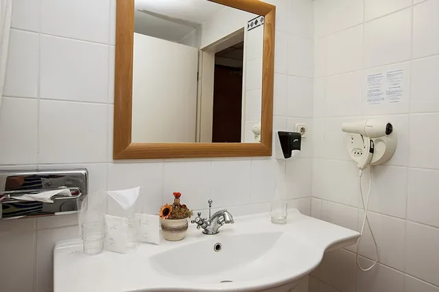 Room, Triple, Sofa, Mediterran Hotel 6/8