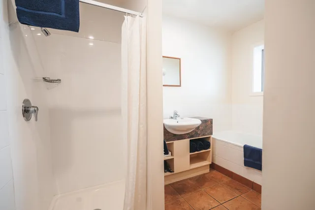 غرفة عائلية بسرير كوين وسريرين منفصلين بغرفتي نوم، Blue Peaks Lodge and Apartments 5/5