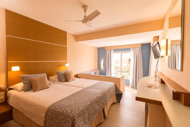 غرفة ثلاثية، Robinson Club Esquinzo Playa 4/8