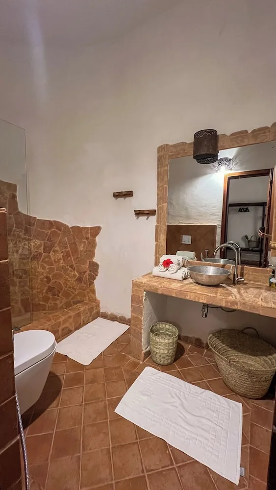 غرفة قياسية بسرير كينج بإطلالة على الحديقة، Mvuvi Boutique Resort 8/9