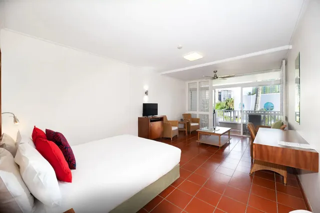 Tower, Deluxe, Queen Bed، Ramada By Wyndham Cairns City Centre 1/2