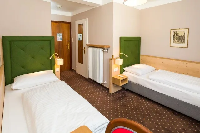 غرفة قياسية بسريرين منفصلين، Markus Sittikus Hotel Sigl Gmbh 2/3