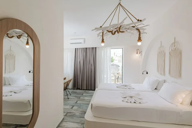 Harmony, Pool View، Evexia Boutique Hotel & Spa - Adults Only 6/10