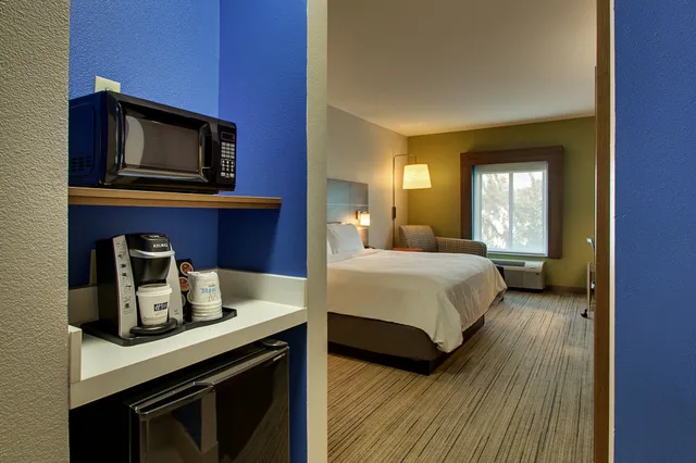 غرفة بسرير كينج، Holiday Inn Express Hotel Suites Atlanta Nw Powder Springs 3/3