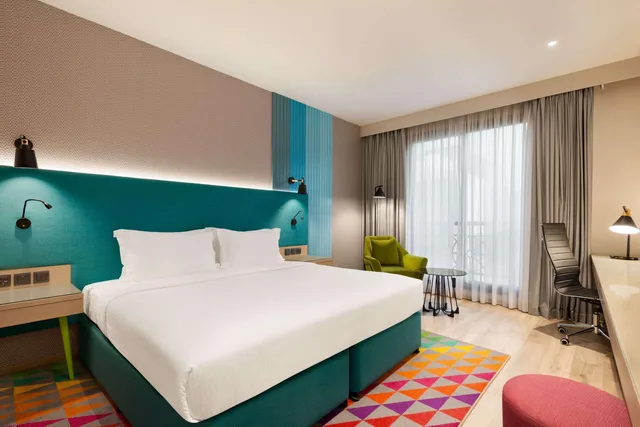 غرفة بسرير مزدوج، La Quinta by Wyndham Dubai Jumeirah 1/2
