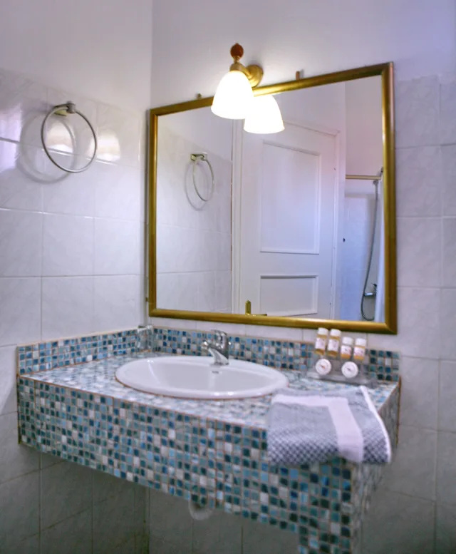غرفة مفردة بسرير فردي، Aegeon Hotel 3/3