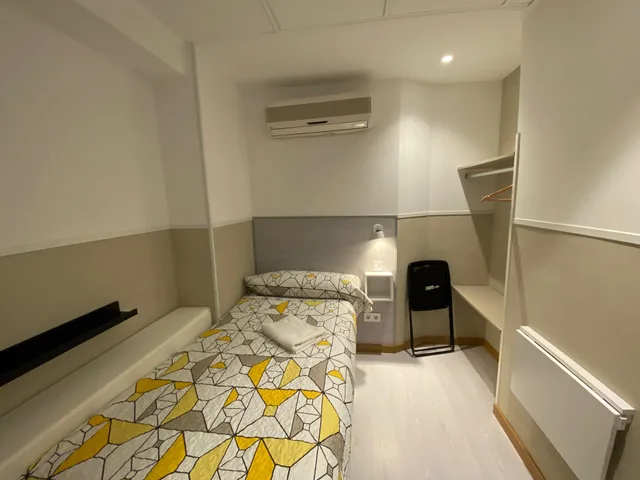 غرفة مفردة، Far Home Hostel 4/10
