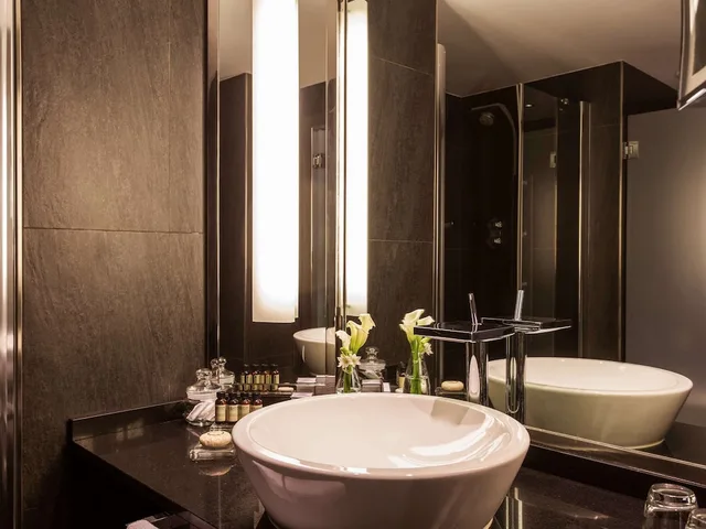Classic, Twin Beds, Pullman Madrid Airport and Feria Hotel 7/10