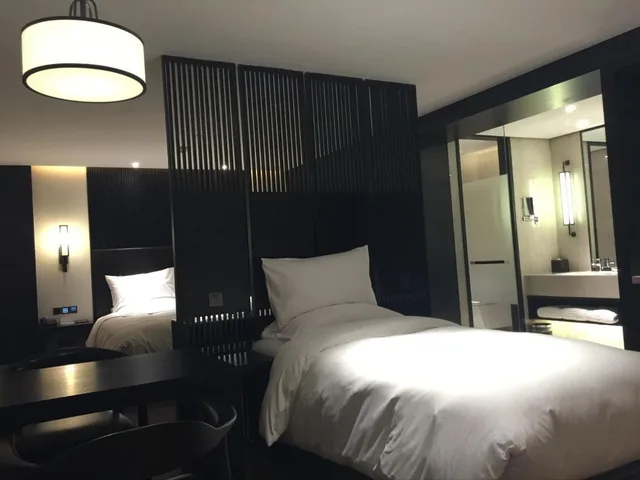 جناح عائلي ديلوكس بسرير كينج مع أريكة، Xi'an Eastern House Boutique Hotel 5/10