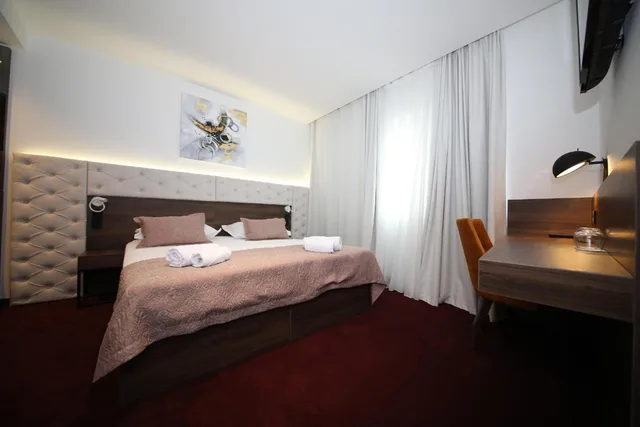 جناح سوبيريور، Hotel Scala dOro 4/6