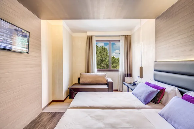 جناح جونيور مزدوج، Warmthotel 1/10