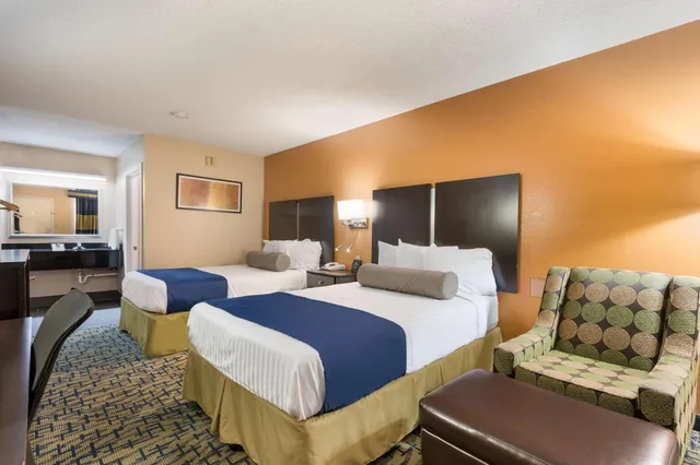 Room, 2 Double Beds, Smoking, SureStay Hotel by Best Western Meridian 3/7