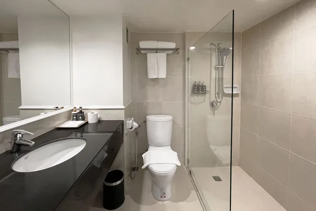 غرفة كلاسيكية بسرير كوين، Le Siam Hotel 6/7