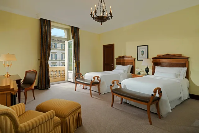 Room, Double Bed, The Westin Excelsior Roma 2/8