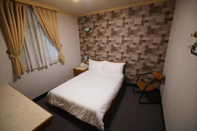 Elite, Double Bed, Rich Zone Hotel 2/2