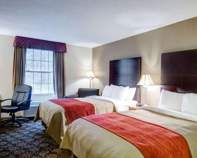 غرفة قياسية بسريرين مزدوجين، Comfort Inn Foxboro - Mansfield 4/8