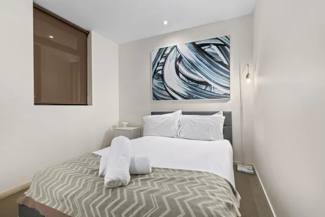شقة بسرير كوين وسرير مزدوج بإطلالة على الحديقة بغرفتي نوم، Ultra Broadbeach 3/8