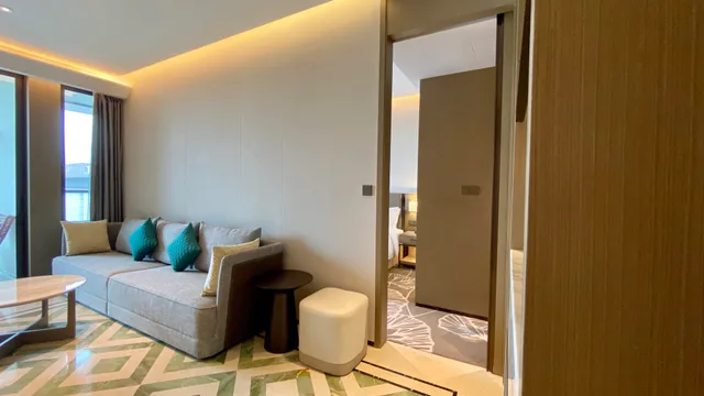 جناح بسرير كينج بإطلالة على البحيرة، Holiday Inn Resort Maoshan Hot-Spring 10/10