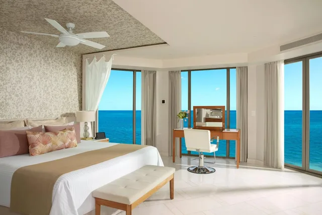 Bridal, Preferred Club, Suite, King Bed, Ocean Front، Dreams Riviera Cancun 1/2