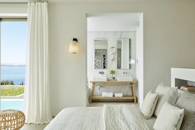 Pool, Junior, Villa, King Bed, Private Garden, Sofa، Eagles Villas - Small Luxury Hotels of the World 2/5