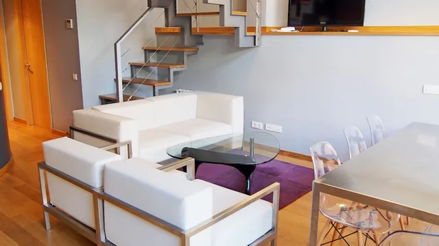 دوبلكس عائلي بشرفة بـ3 غرف نوم في الطابق الأرضي، My Space Barcelona Gracia Pool Terrace Center 10/10