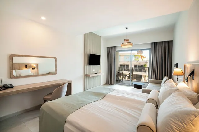غرفة قياسية، Victoria Princess Hotel Side - Adults Only 5/10