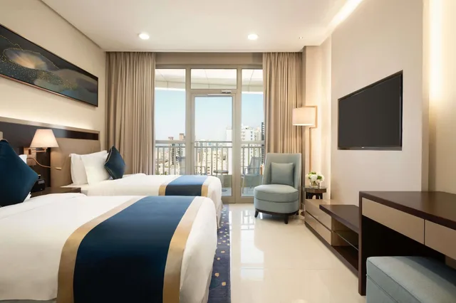 غرفة ديلوكس بسرير كينج لذوي الإعاقة، Wyndham Garden Manama 3/7