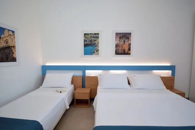 غرفة قياسية ثلاثية بسرير كوين وسرير فردي، Hotel Miramare 2/7