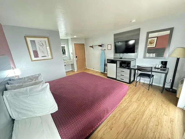 غرفة بسرير كينج لذوي الإعاقة، Ocean Gate Inn 2/10