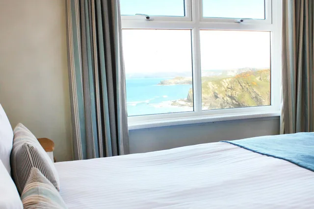 Room, Double Bed, Coast View، Great Western Hotel 3/10
