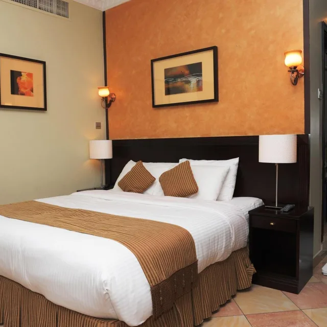 Junior Suite, Al Jazeera Royal Hotel 1/10
