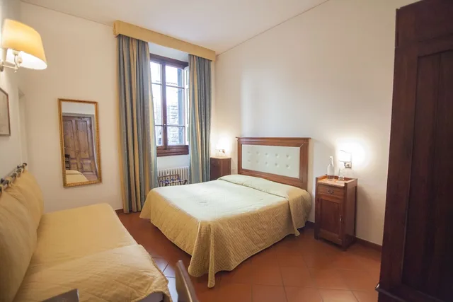 غرفة كلاسيكية ثلاثية بثلاثة أسرّة، Residenza Hotel Cimabue 7/10