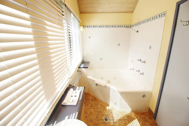 2 Bedrooms, Beach Villa, Terrace، Rayville Boat Houses 9/9