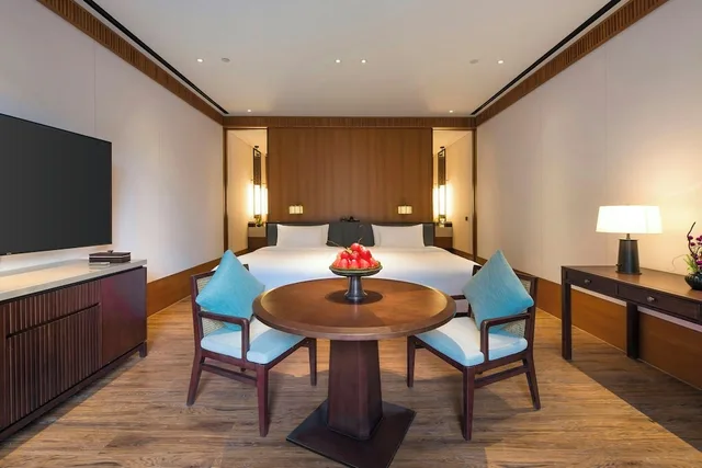 Room, King Bed, Pool Side, Le Meridien Shimei Bay Beach Resort & Spa 1/1