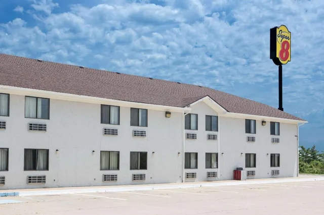 Room, 2 King Beds, Super 8 By Wyndham Boonville 1/1