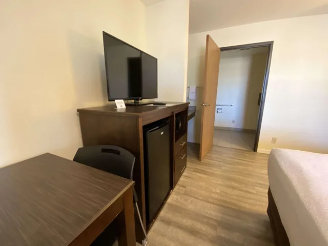 غرفة لذوي الإعاقة، SureStay Hotel By Best Western Williams 6/9