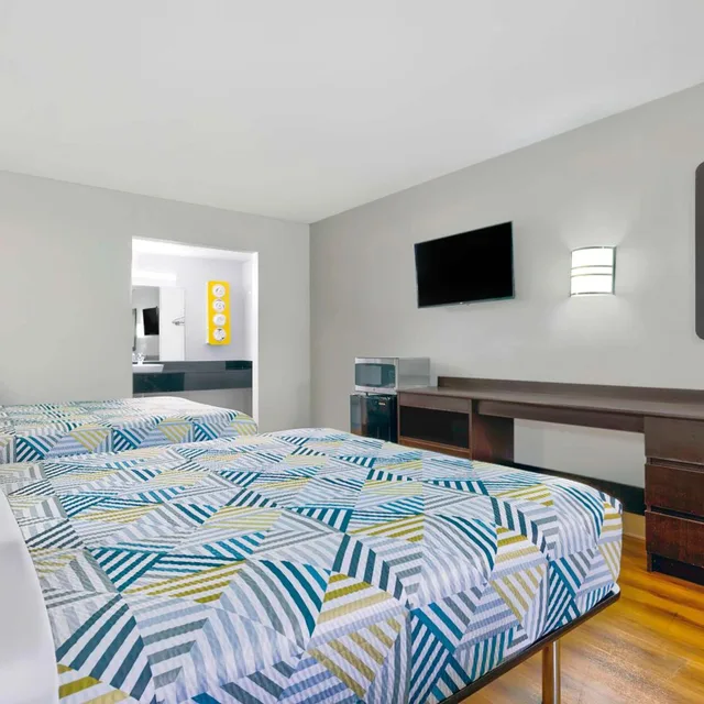 غرفة بسريرين كوين للمدخنين، Motel6 Plano, TX - Plano Northeast 3/7