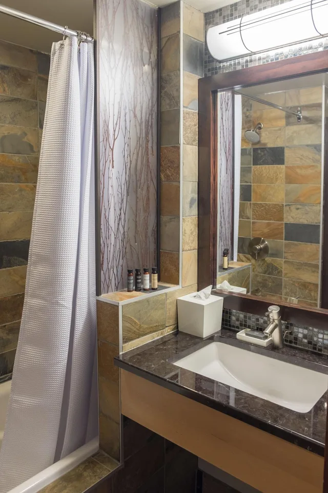 غرفة بريميير، Sunshine Mountain Lodge - Superior Room 3/4