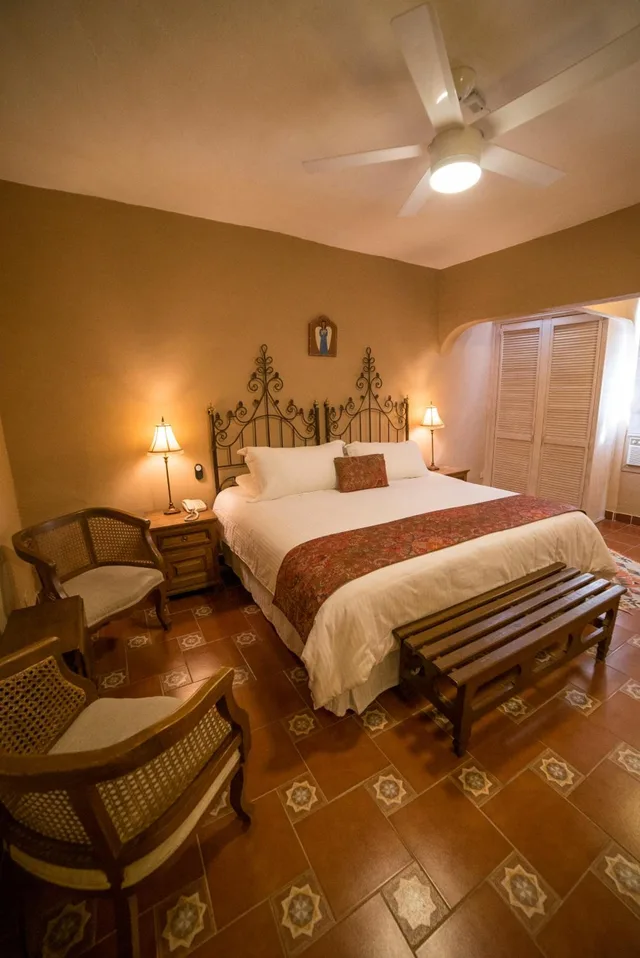 غرفة بسرير كينج، Villa Mirasol Hotel 5/10
