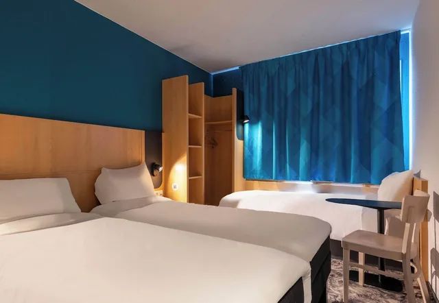 غرفة ثلاثية بثلاثة أسرّة، B&B HOTEL Amiens Centre Cathedrale 5/10