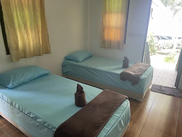 Town House, Queen Bed, Lonely Beach Resort 3/5