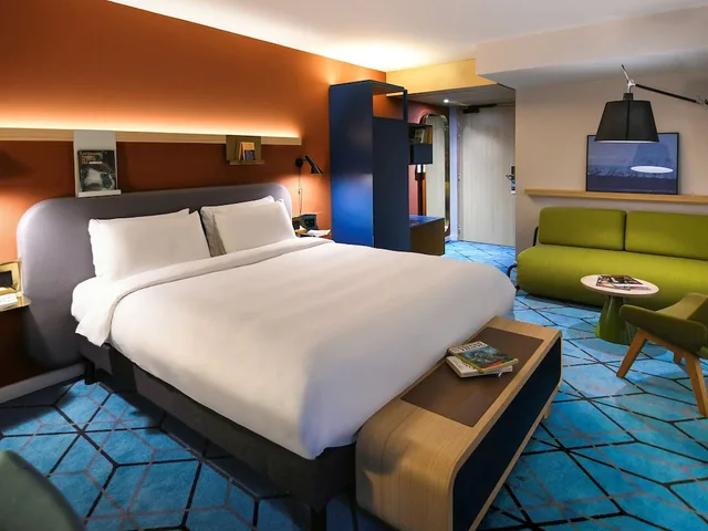 جناح عائلي بسرير كينج مع أريكة، Mercure Nantes Centre Gare 1/5