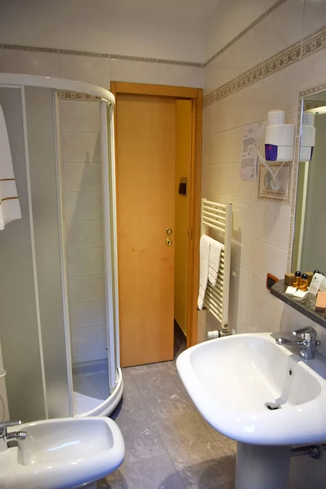 Classic, Single, Hotel Losanna 4/6